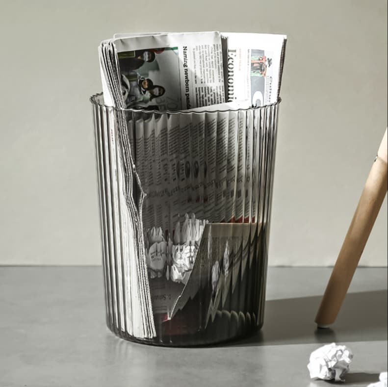 縦筋模様 プラスチック製 ごみ箱