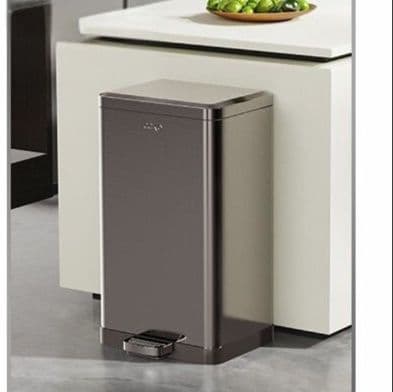 ステンレス製足踏み式角型キッチンゴミ箱