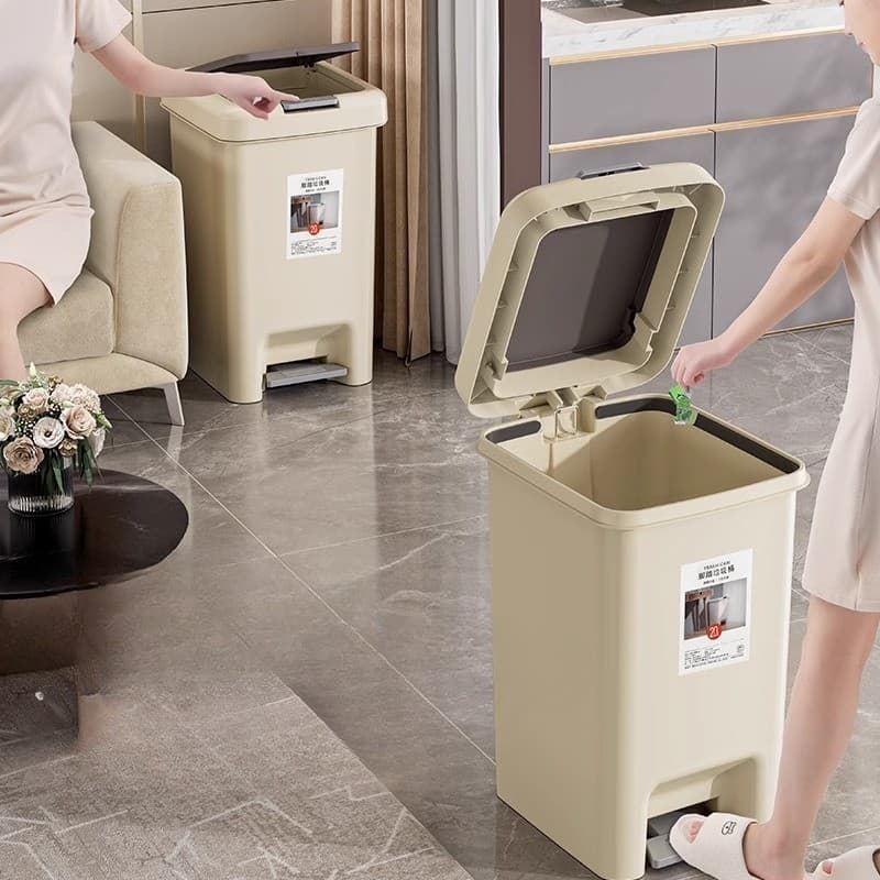 ステップ式蓋付き二重開閉多機能ゴミ箱