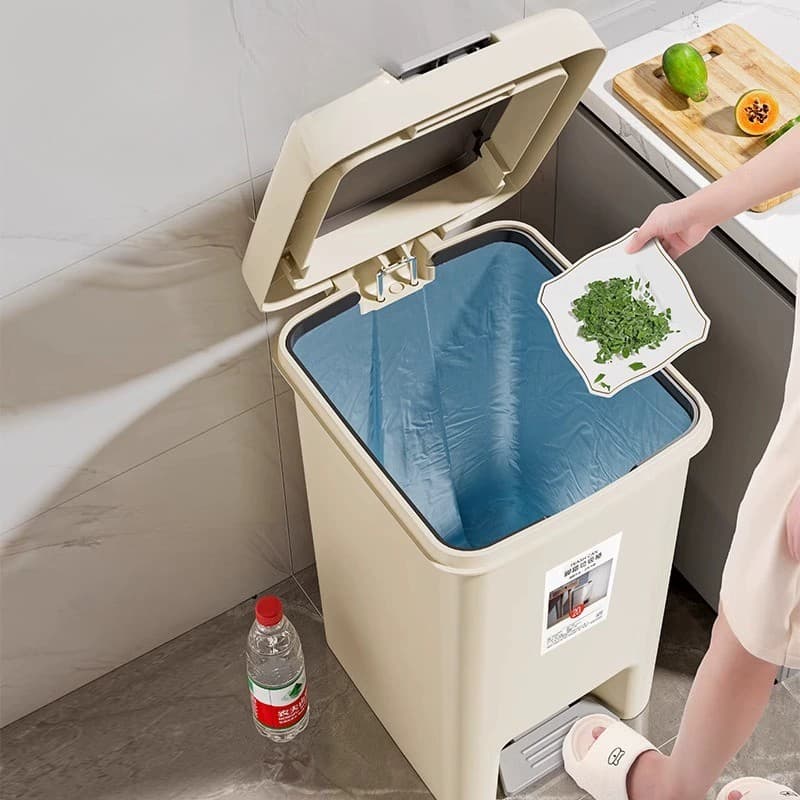 ステップ式蓋付き二重開閉多機能ゴミ箱