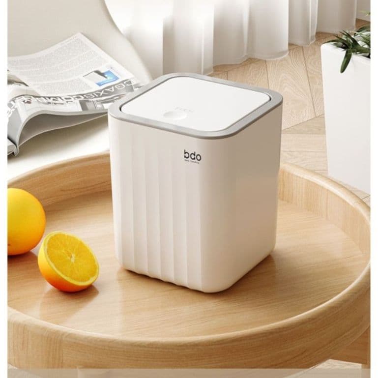 シンプルデザイン スマートプレス式ミニ角型ごみ箱
